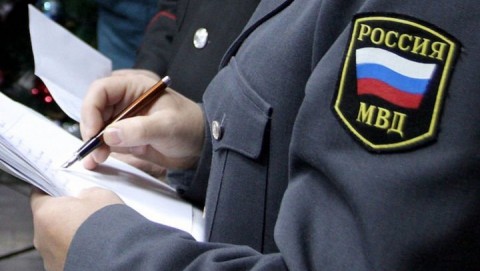 Полицейские Казбековского района вернули владельцу похищенные 70 000 рублей